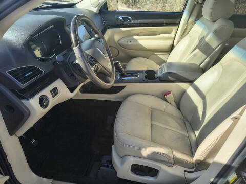 2019 Lincoln MKT Reserve