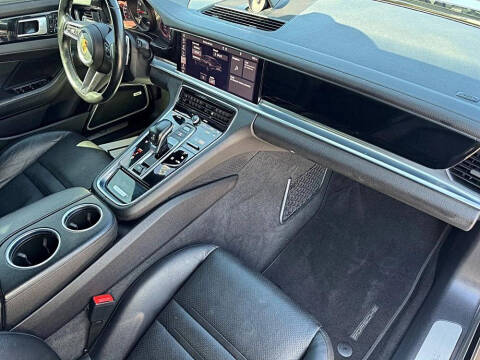 2021 Porsche Panamera