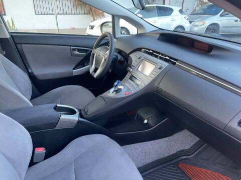 2014 Toyota Prius Three