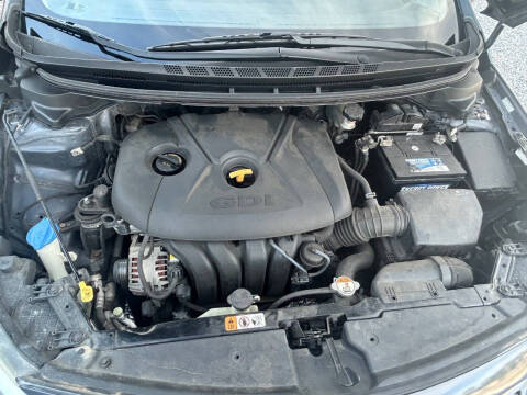 2016 Kia Forte5 LX