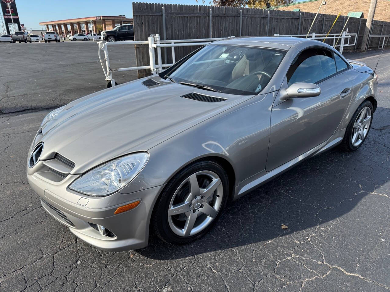 2007 Mercedes-Benz SLK for sale at Roadway Auto Sales in Bethany, OK