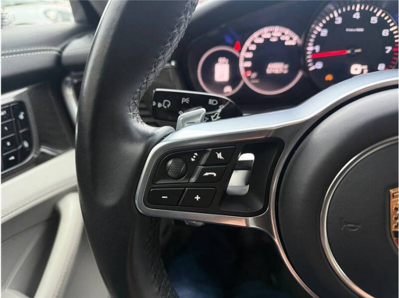 2017 Porsche Panamera 4S