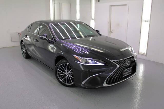 2022 Lexus ES 350