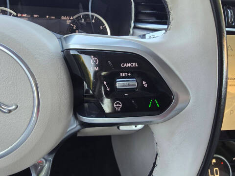 2022 Jaguar XF P250 SE