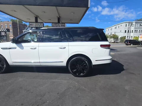 2023 Lincoln Navigator L Black Label