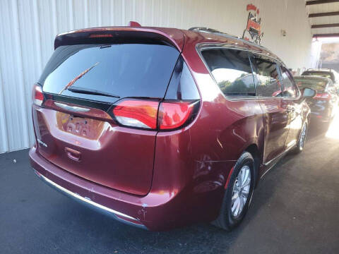 2018 Chrysler Pacifica Touring L