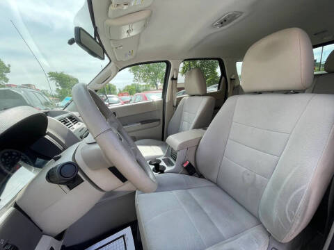 2011 Ford Escape XLT