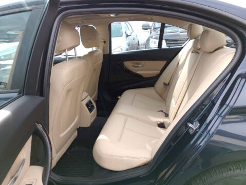 2017 BMW 3 Series 320i xDrive