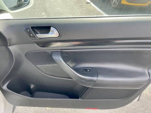 2013 Volkswagen Jetta SportWagen TDI