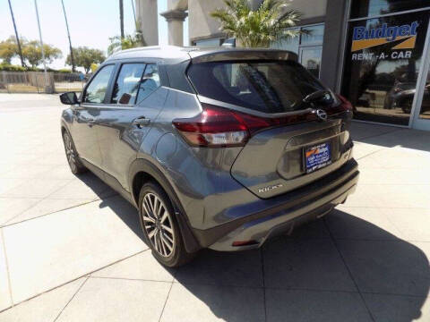 2024 Nissan Kicks SV