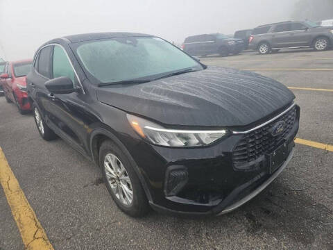 2023 Ford Escape Hybrid Active