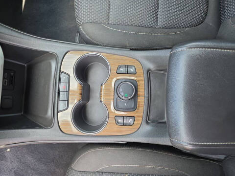 2022 GMC Acadia SLE