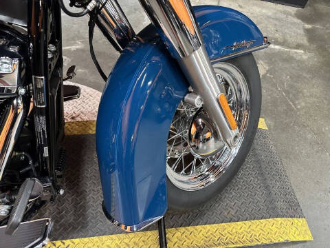 2021 Harley-Davidson FLHC - Heritage Classic