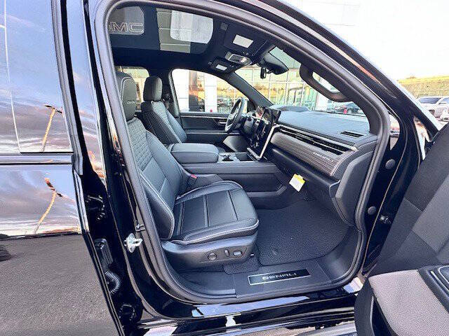 2025 GMC Sierra EV Denali