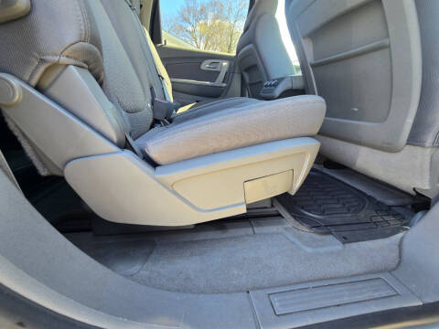 2012 Chevrolet Traverse LS