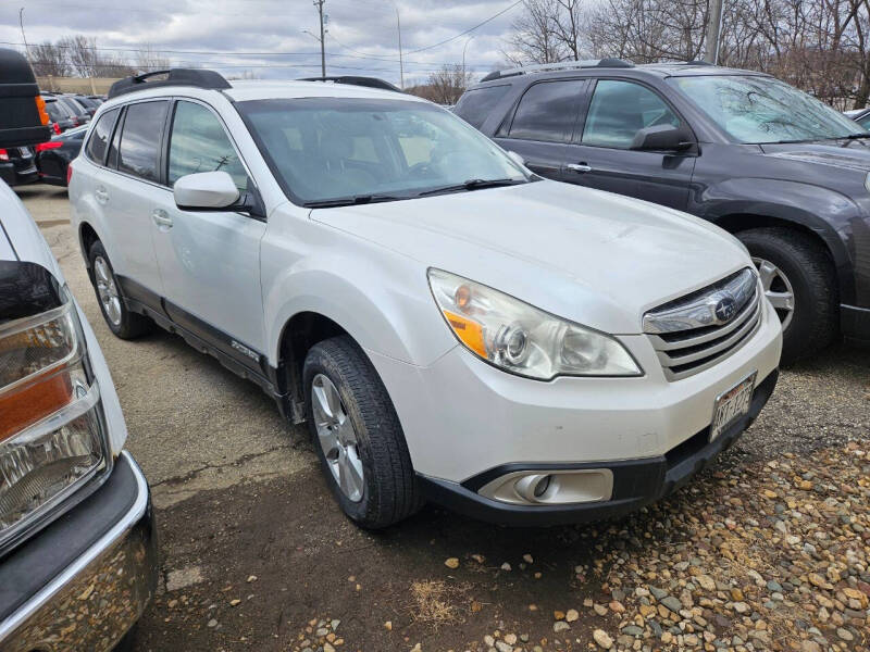 2011 Subaru Outback for sale at Short Line Auto Inc in Rochester MN