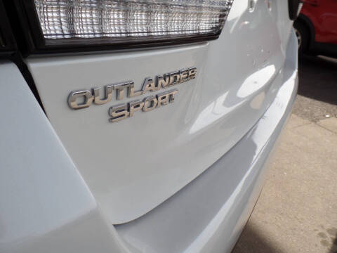 2020 Mitsubishi Outlander Sport SE