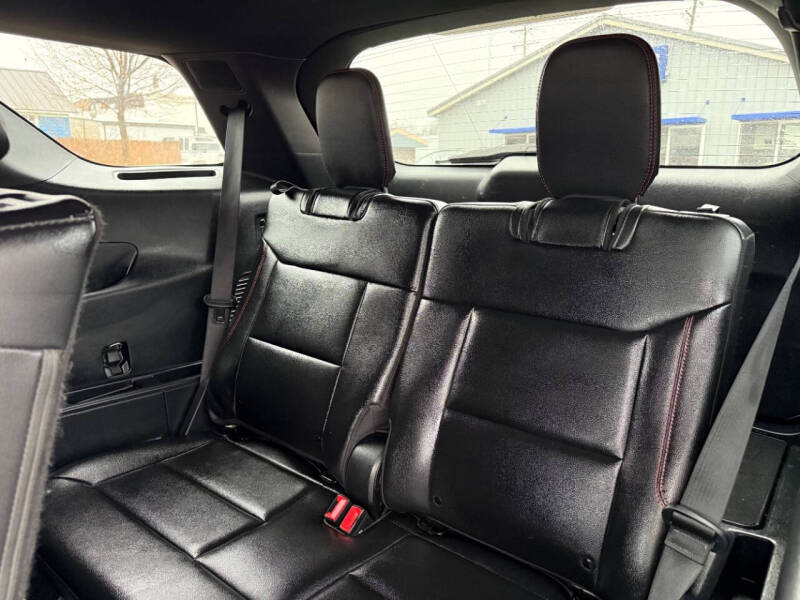 2022 Ford Explorer ST-Line