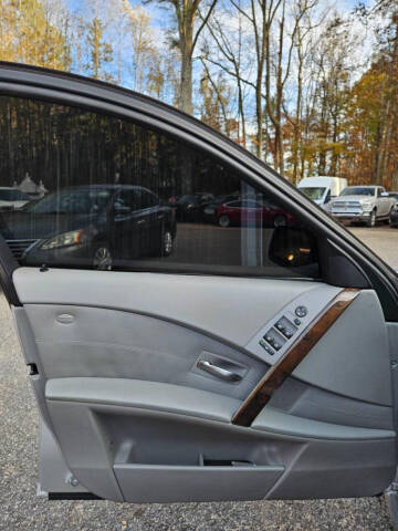 2004 BMW 5 Series 525i