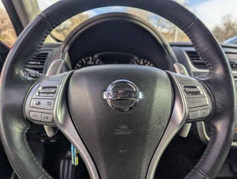 2016 Nissan Altima 2.5 SR