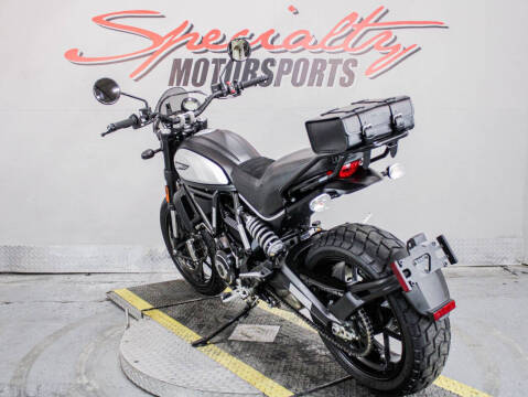 2020 Ducati Scrambler Icon Dark