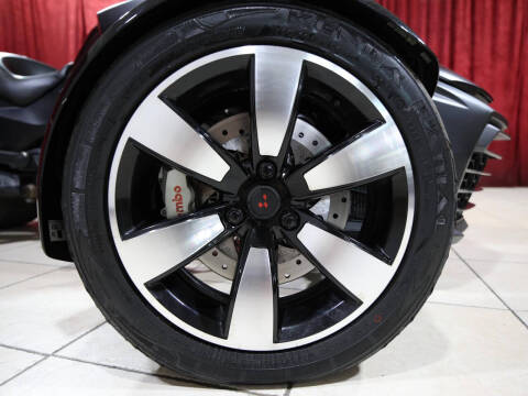 2017 Can-Am SPYDER F3T