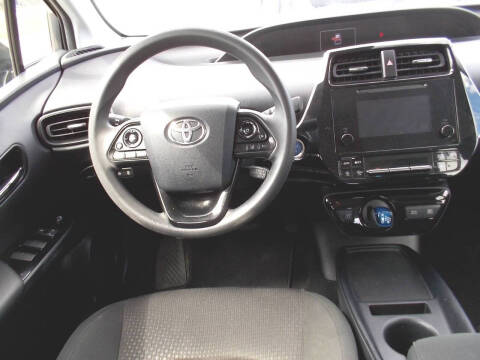 2019 Toyota Prius LE