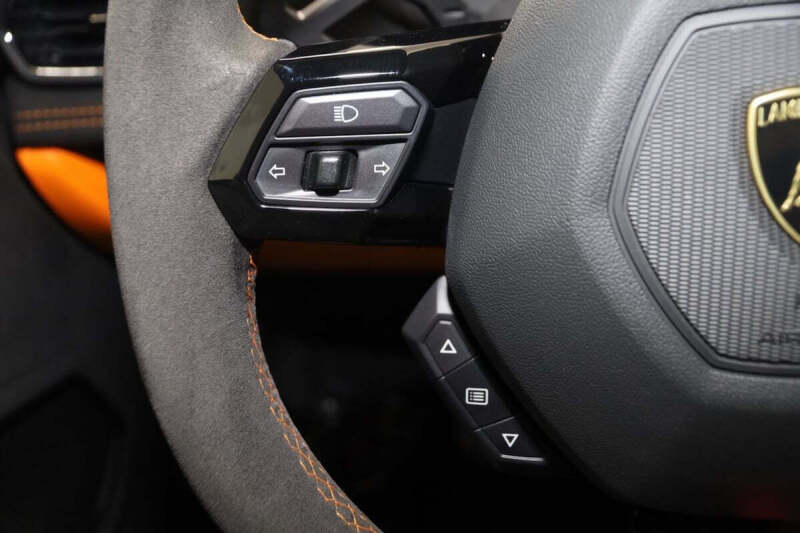 2023 Lamborghini Huracan Tecnica