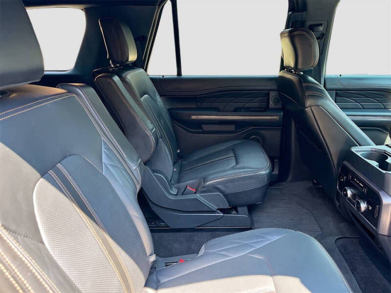 2022 Ford Expedition MAX Platinum