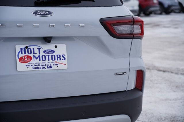 2026 Ford Escape Hybrid Platinum