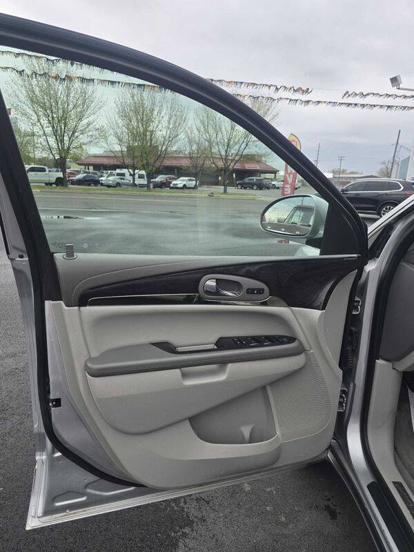2017 Buick Enclave Leather