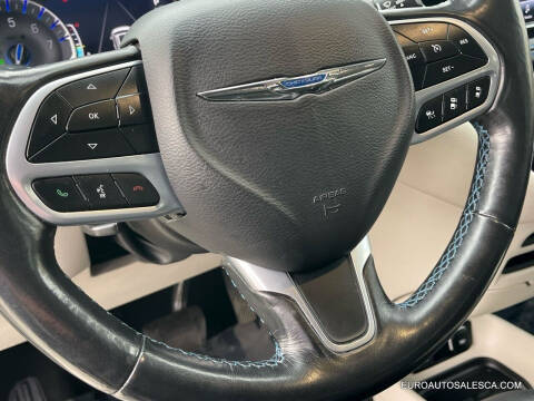 2021 Chrysler Pacifica Touring L