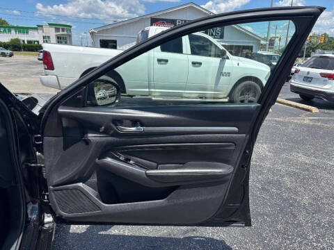 2021 Nissan Altima 2.5 SV