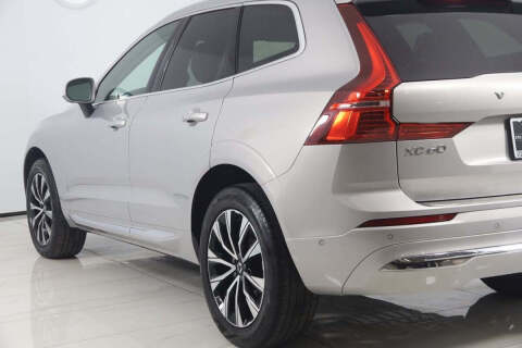 2023 Volvo XC60 B5 Plus Bright Theme