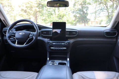 2020 Ford Explorer Platinum