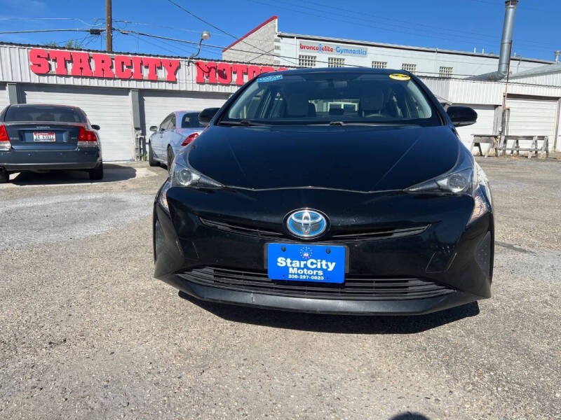 2016 Toyota Prius Two