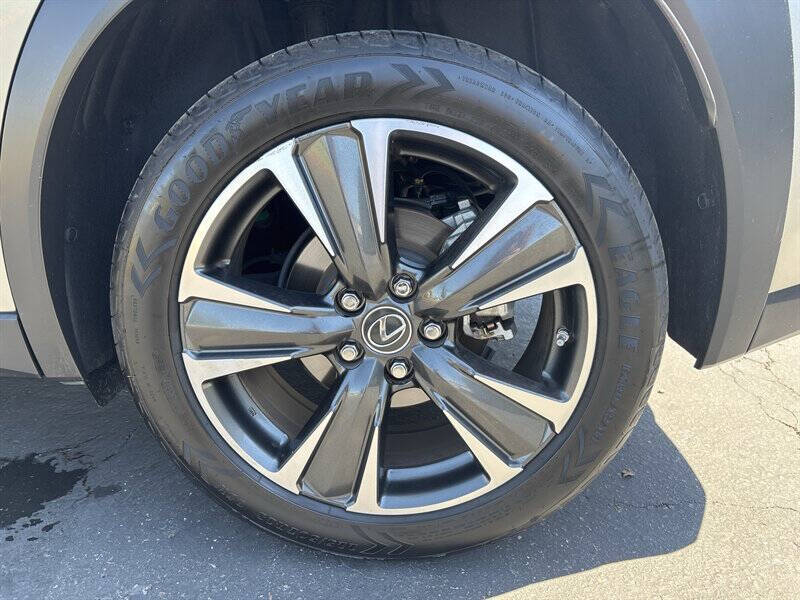 2020 Lexus UX 200