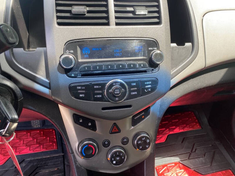 2012 Chevrolet Sonic LS