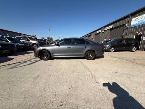 2014 Volkswagen Passat 1.8T S