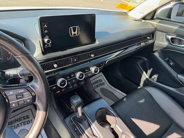 2022 Honda Civic Touring