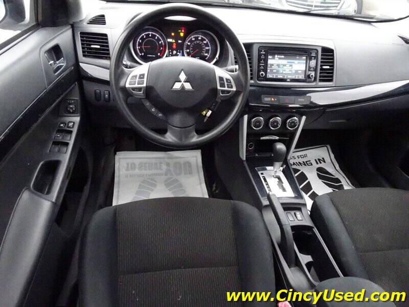 2017 Mitsubishi Lancer ES