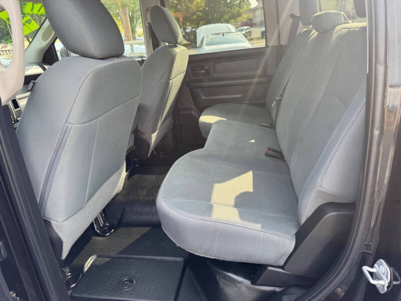 2017 RAM 1500 Express