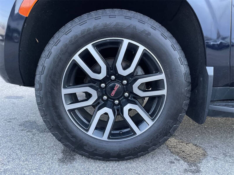 2021 GMC Yukon XL AT4