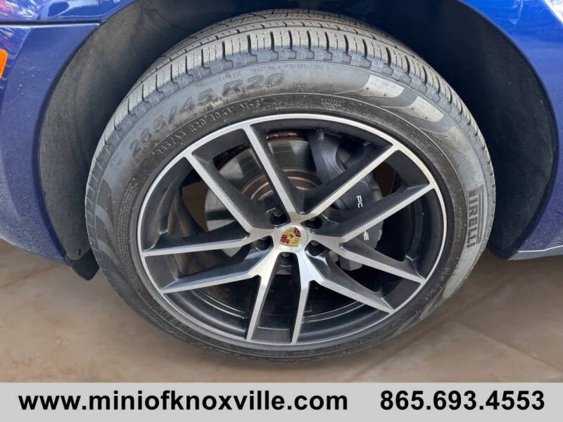 2024 Porsche Macan T