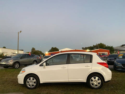 2011 Nissan Versa for sale at ONYX AUTOMOTIVE, LLC in Largo FL