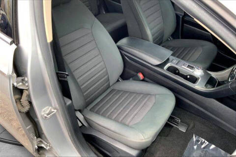 2020 Ford Fusion Hybrid SE