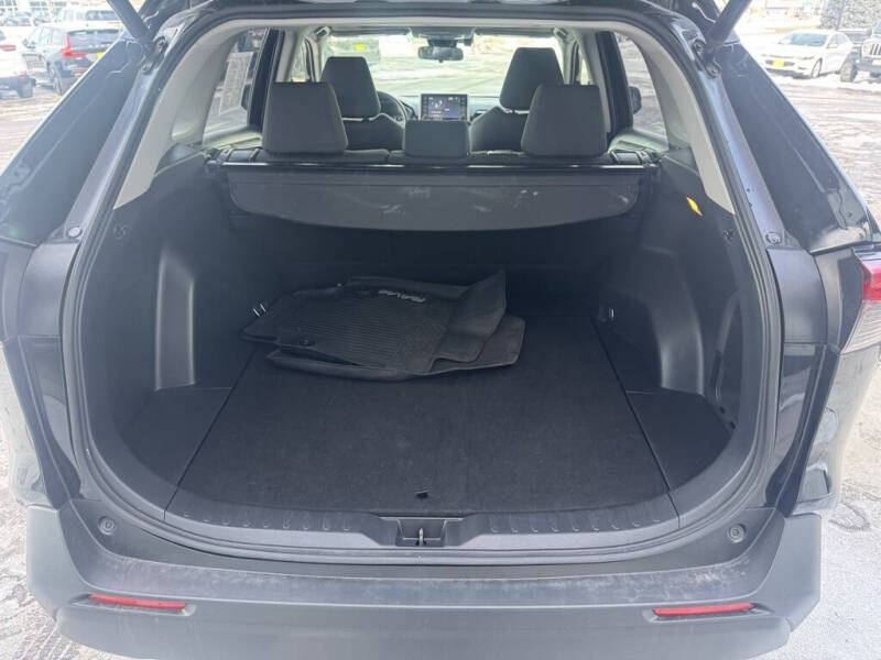 2019 Toyota RAV4 Hybrid XLE