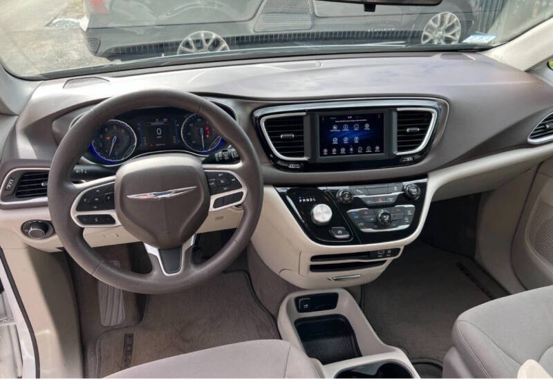 2018 Chrysler Pacifica L