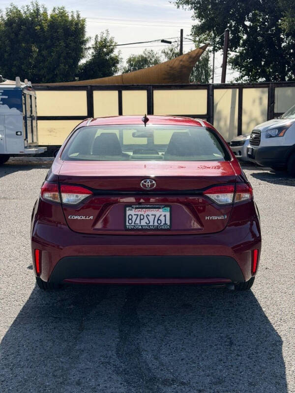 2022 Toyota Corolla Hybrid LE