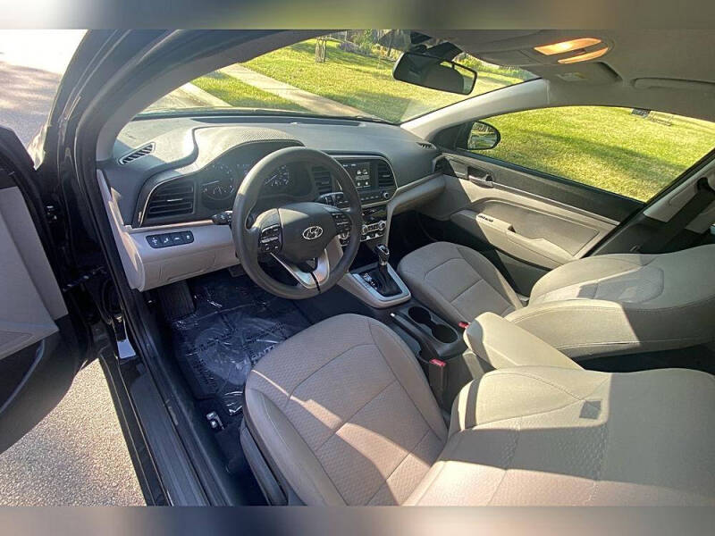 2020 Hyundai Elantra